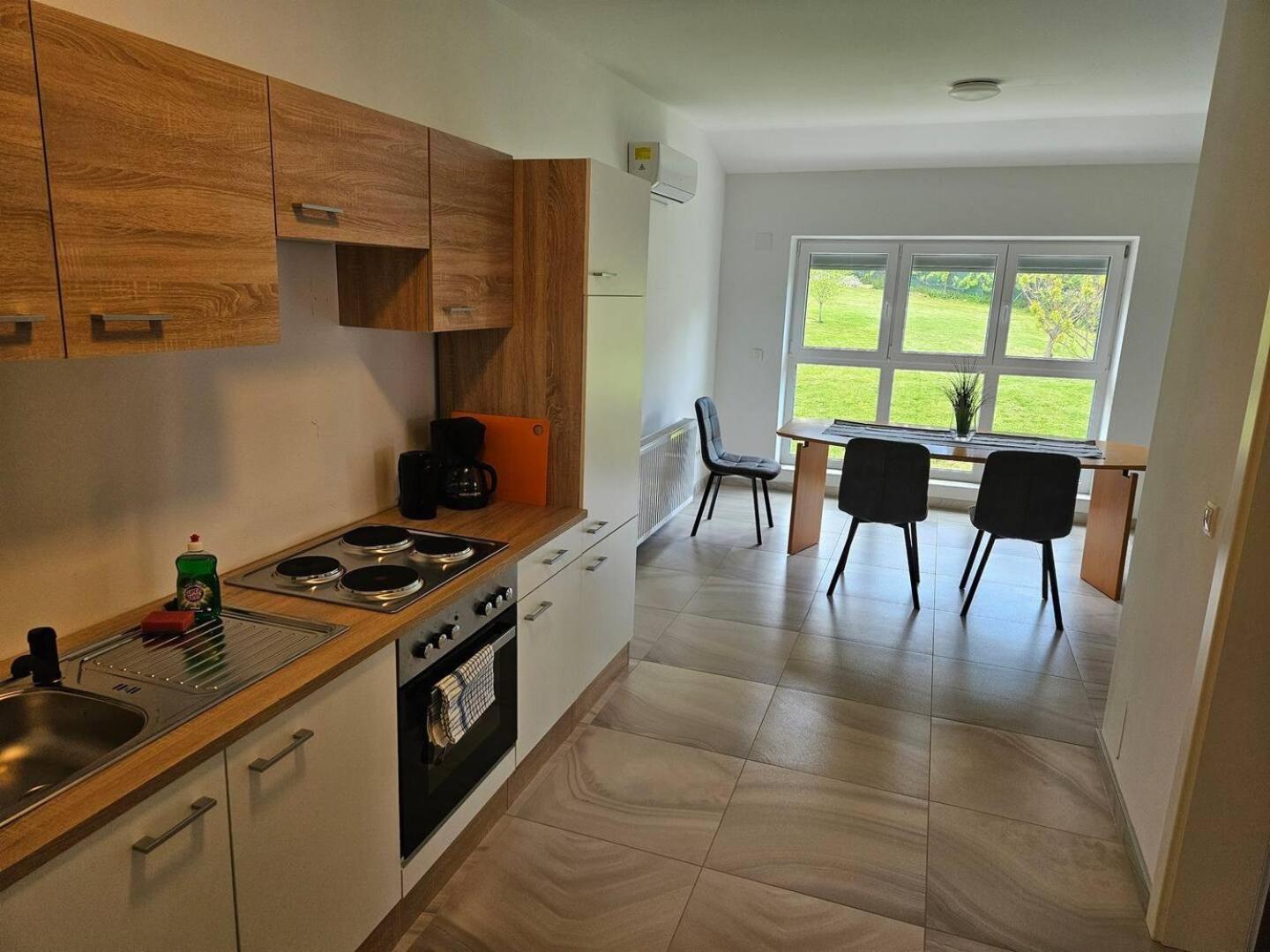 Apartment 10 Minutes To S-bahn I Garden Option I Wifi Wien