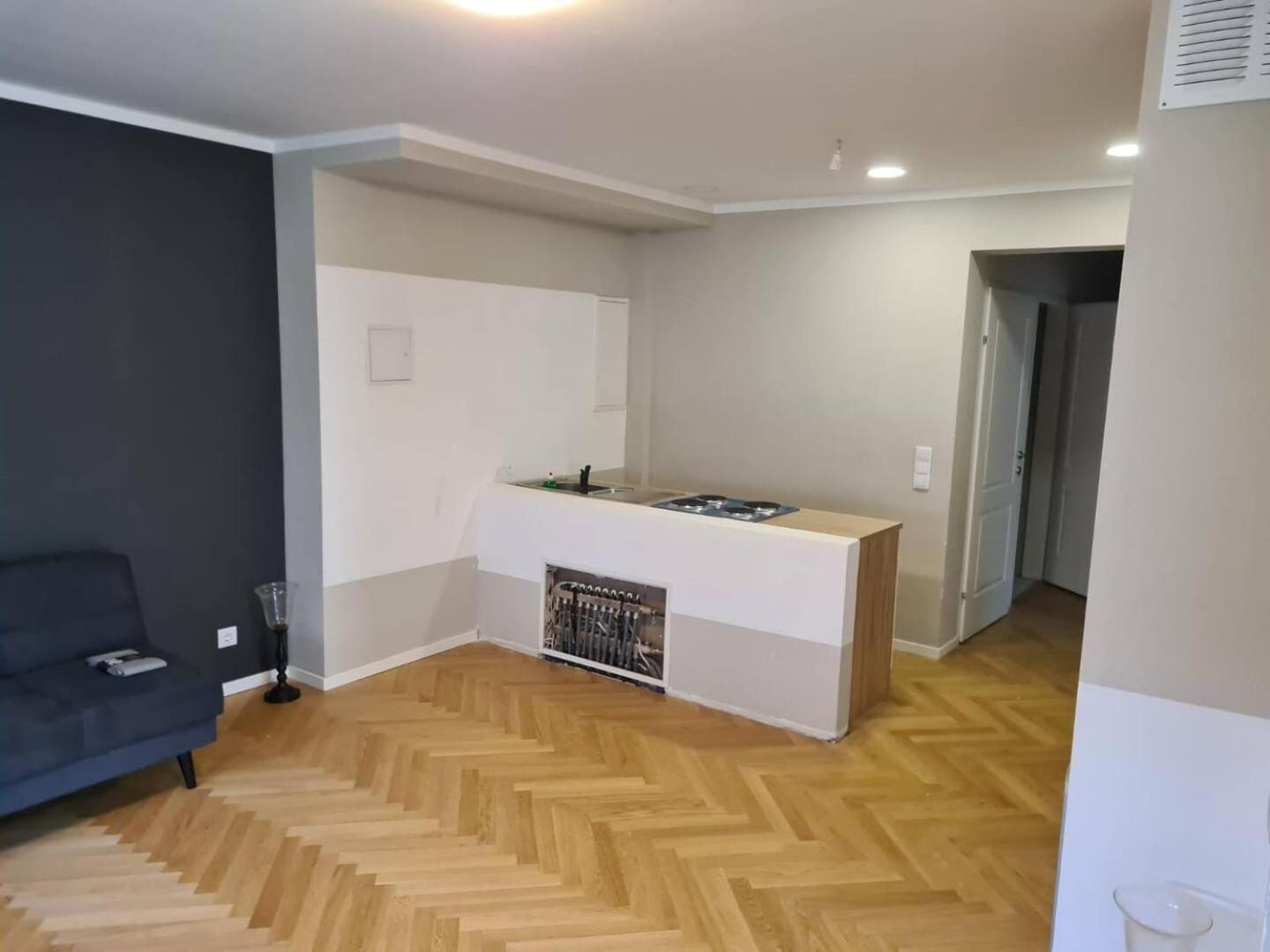 10 Minutes To S-bahn I Garden Option I Wifi Apartment Wien